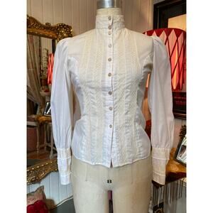 Vintage 1970s ivory cotton blouse mock neck puff shoulders victorian cottage 34